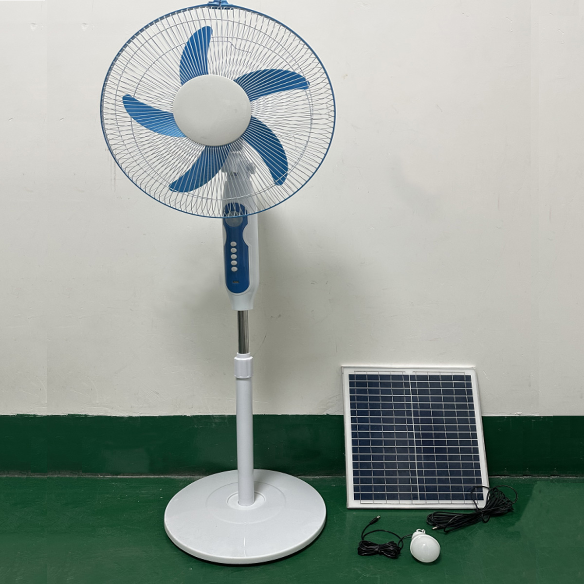 C10 | Solar + Battery Fans